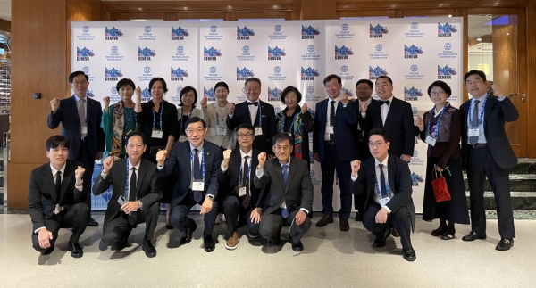한국 대표단 단체 기념촬영/사진=한국엔지니어링협회