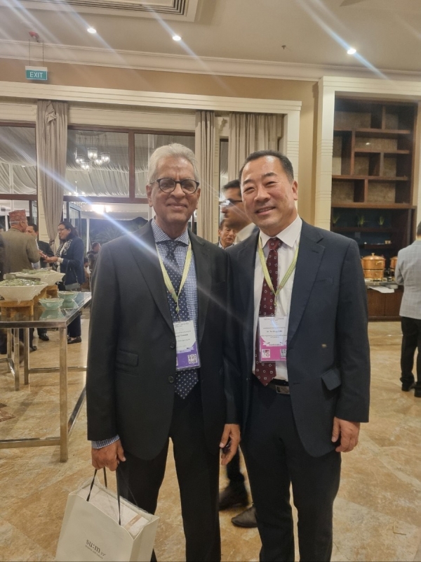 FIDIC Asia Pacific Sudhir Dhawan 회장과 신재혁 상근부회장/사진=한국엔지니어링협회
