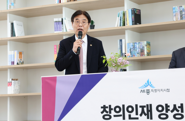 김형렬 청장이 축사를 하고 있다./사진=행복청